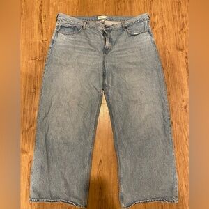 Abercrombie & Fitch Curve Love “The Ultra Loose Low Rise Jeans”